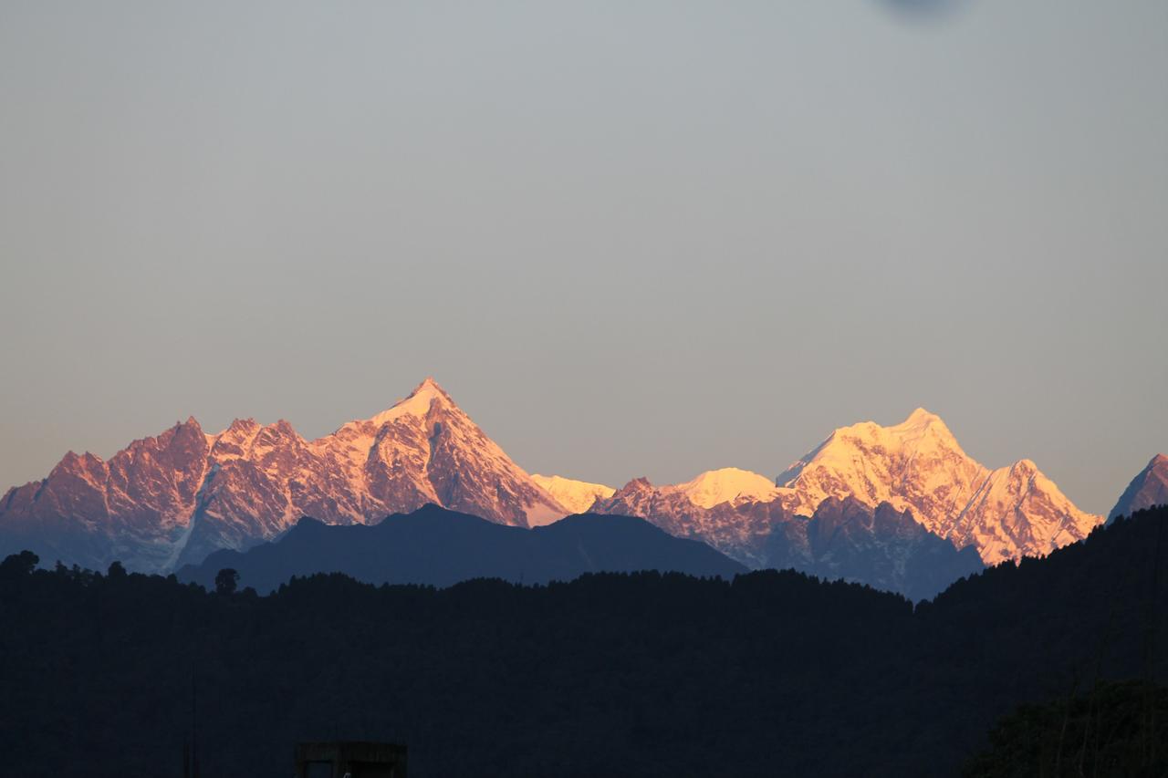 The Lindsay Cheu Den Hotel Gangtok Eksteriør billede